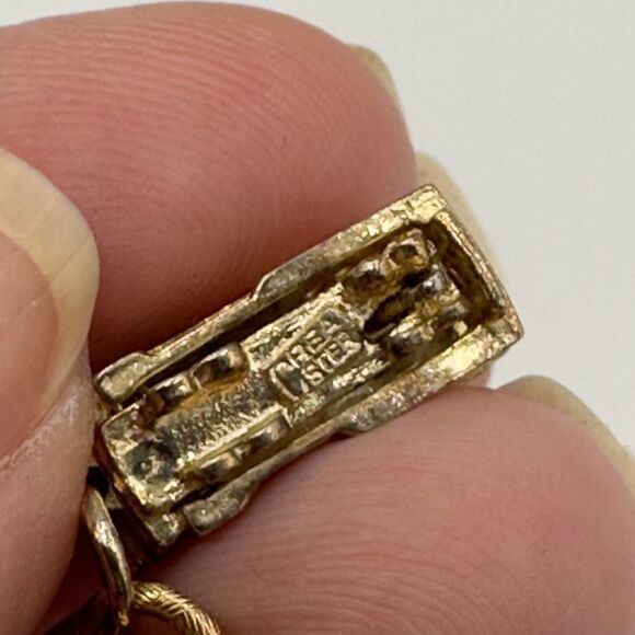 Vintage Monet Charm Bracelet Cable Car Charm & Las Vegas Charm - Picture 11 of 11